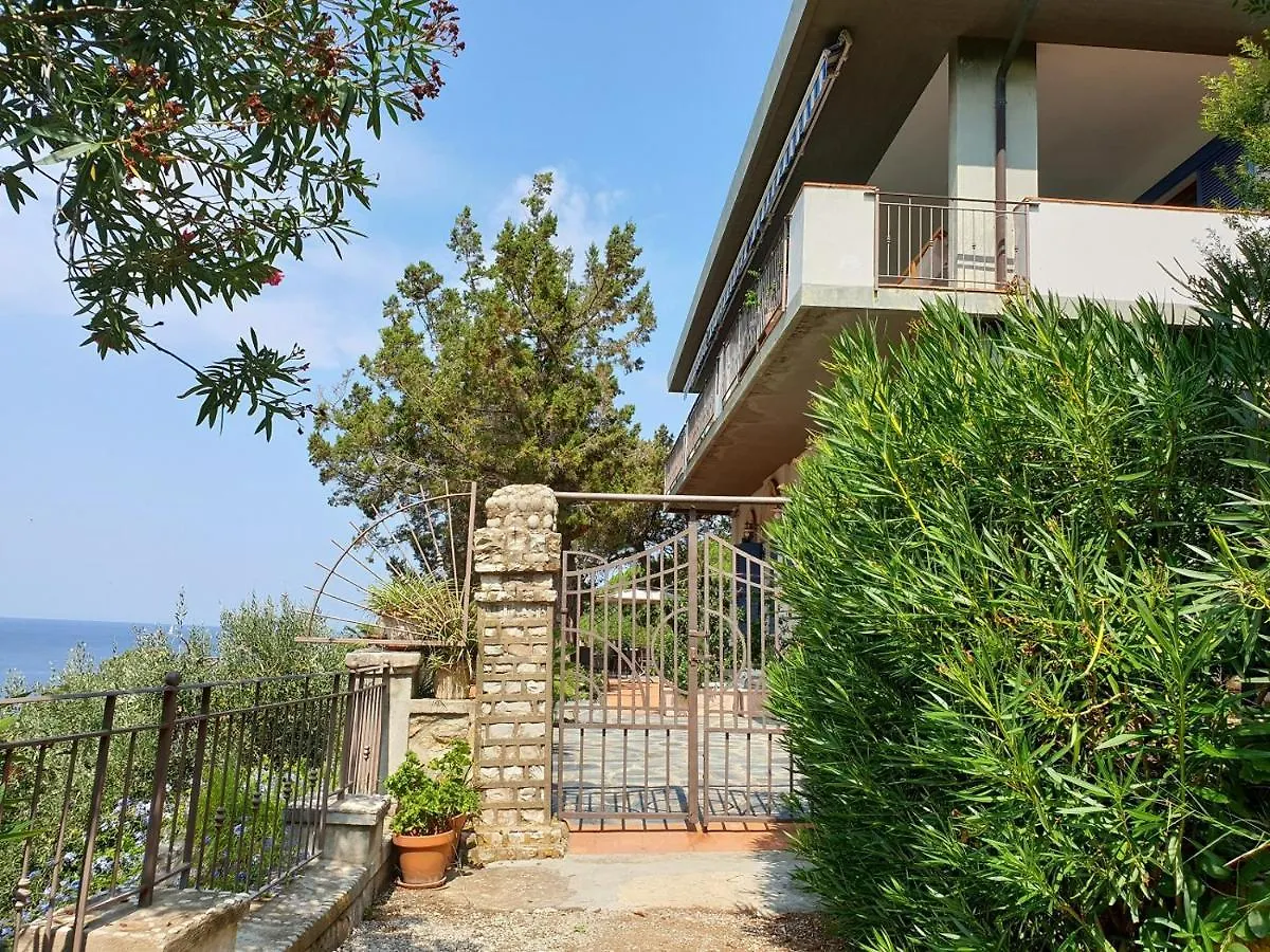 Lägenhet Appartamenti Villa Lina Nisporto